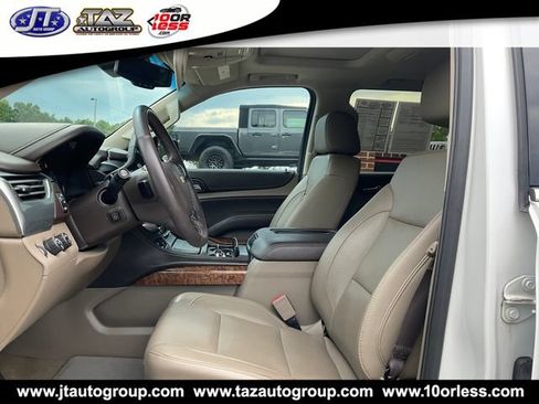 Used 2018 Chevrolet Tahoe Premier AWD/4WD image 10