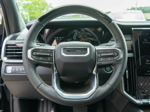 New 2026 GMC Acadia Denali w/ Super Cruise Package AWD/4WD image 18