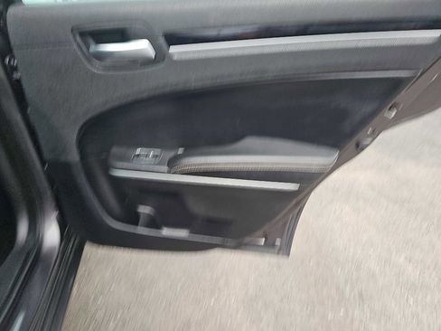 Used 2021 Chrysler 300 S image 48
