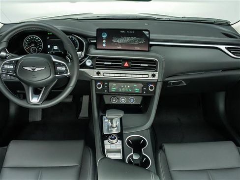 New 2026 Genesis G70 2.5T image 18