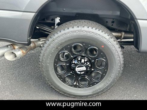 New 2025 Ford F250 XLT w/ Black Appearance Package image 17