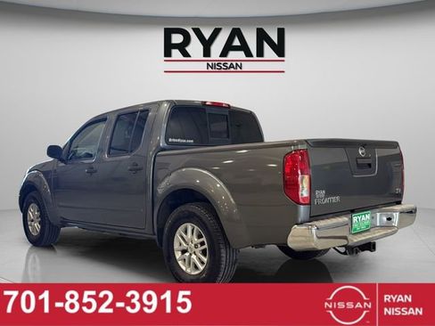 Used 2017 Nissan Frontier SV image 15