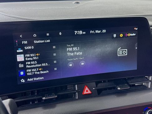 Used 2023 Kia Sportage SX image 28