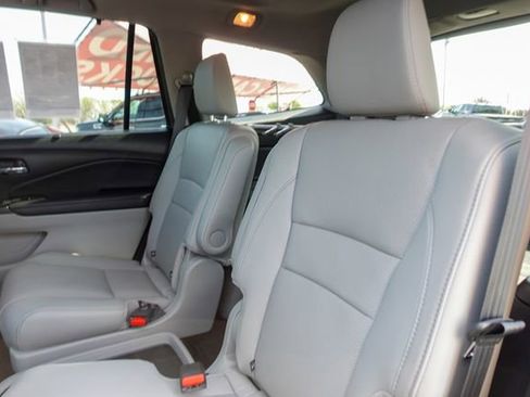 Used 2021 Honda Pilot Elite image 26