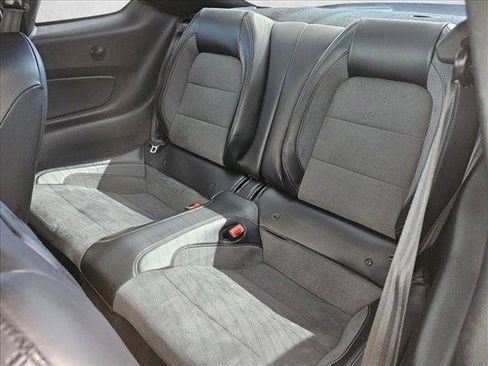 Used 2019 Ford Mustang Shelby GT350 w/ Technology Package image 18