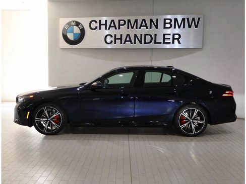 New 2027 BMW 530i xDrive AWD/4WD image 3