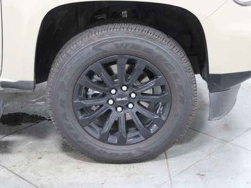Used 2022 GMC Canyon Elevation w/ Trailering Package RWD image 13