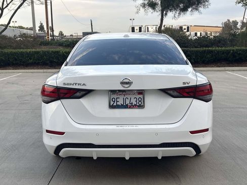 Used 2022 Nissan Sentra SV w/ Trunk Package image 4