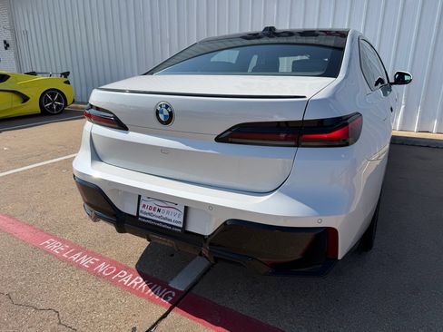 Used 2023 BMW 740i w/ Executive Package RWD image 6