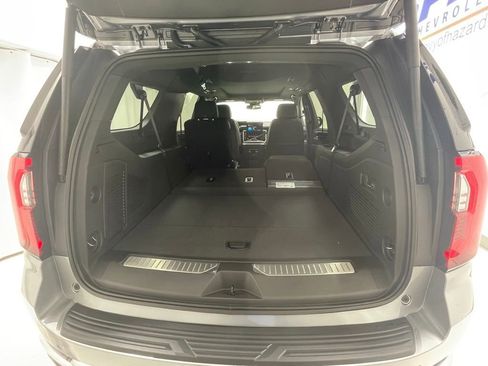 New 2026 GMC Yukon XL Denali w/ Sun & Power Step Package image 5