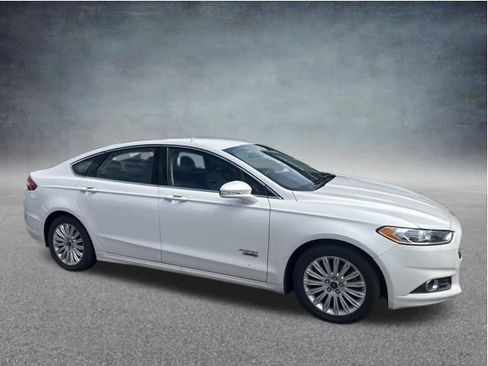 Used 2013 Ford Fusion Energi SE FWD image 1