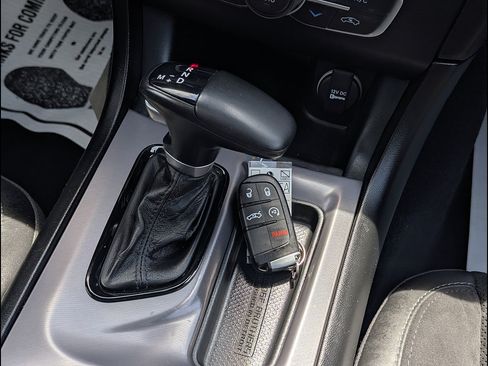 Used 2023 Dodge Charger R/T w/ Plus Group RWD image 35
