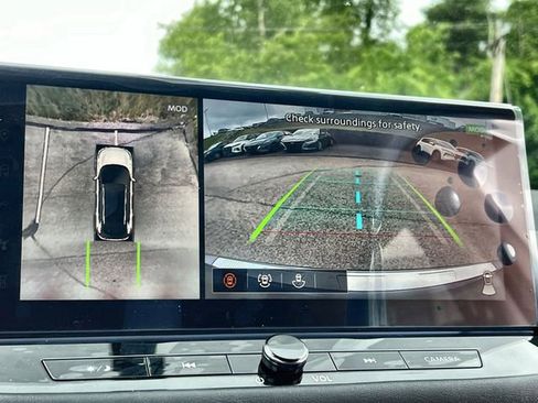 Certified 2024 Nissan Rogue SL image 13