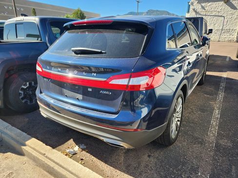 Used 2017 Lincoln MKX Reserve w/ Lincoln MKX Climate Package AWD/4WD image 9