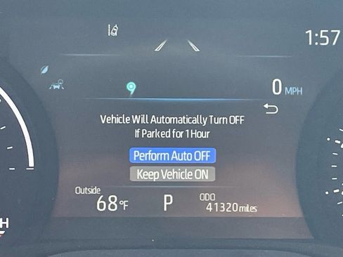 Used 2025 Toyota Sienna LE image 7