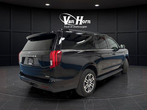 Used 2025 Ford Expedition Max Active AWD/4WD image 7