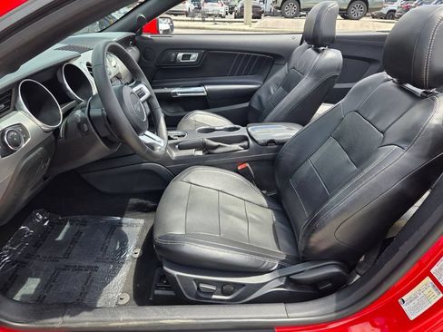 Used 2020 Ford Mustang Premium RWD image 3