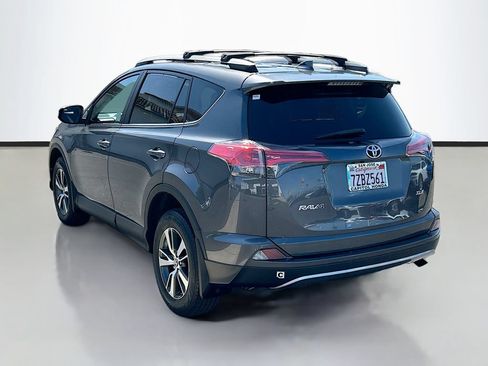 Used 2017 Toyota RAV4 XLE w/ Plus Extra Value Package FWD image 7