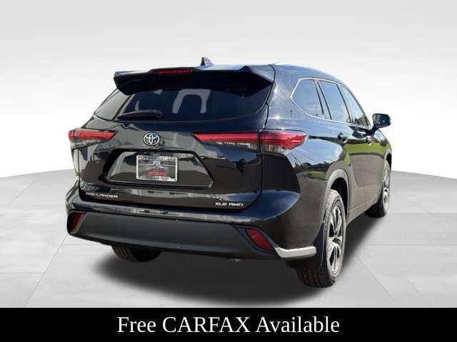 Used 2020 Toyota Highlander XLE AWD/4WD image 7