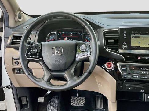 Used 2022 Honda Pilot Touring image 23