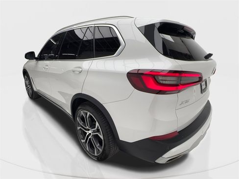 Used 2022 BMW X5 sDrive40i w/ Premium Package image 10