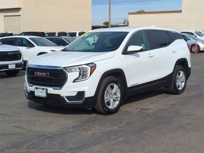 Used 2024 GMC Terrain SLE
