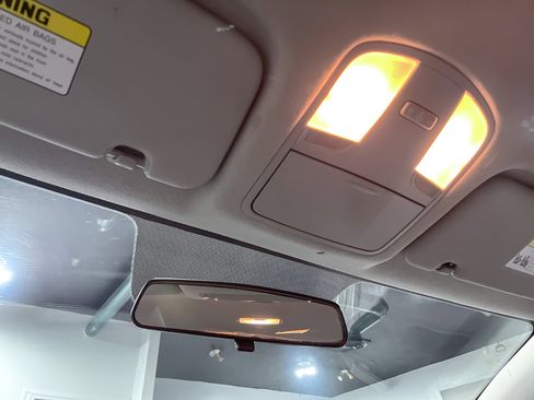 Used 2019 Hyundai Elantra SE w/ Cargo Package image 22