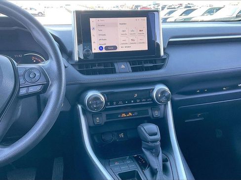 Used 2025 Toyota RAV4 XLE image 6