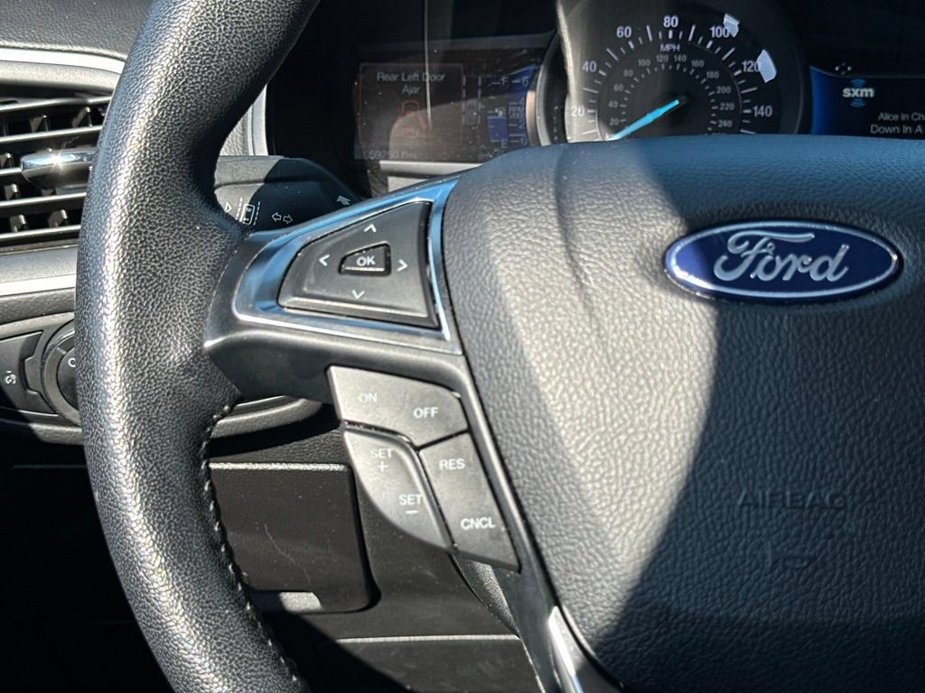 Used 2023 Ford Edge SEL AWD/4WD image 40