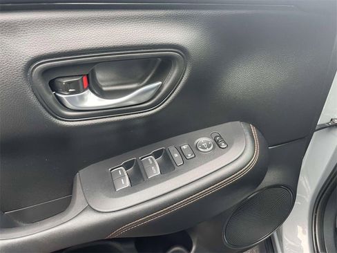Certified 2025 Honda HR-V Sport image 16