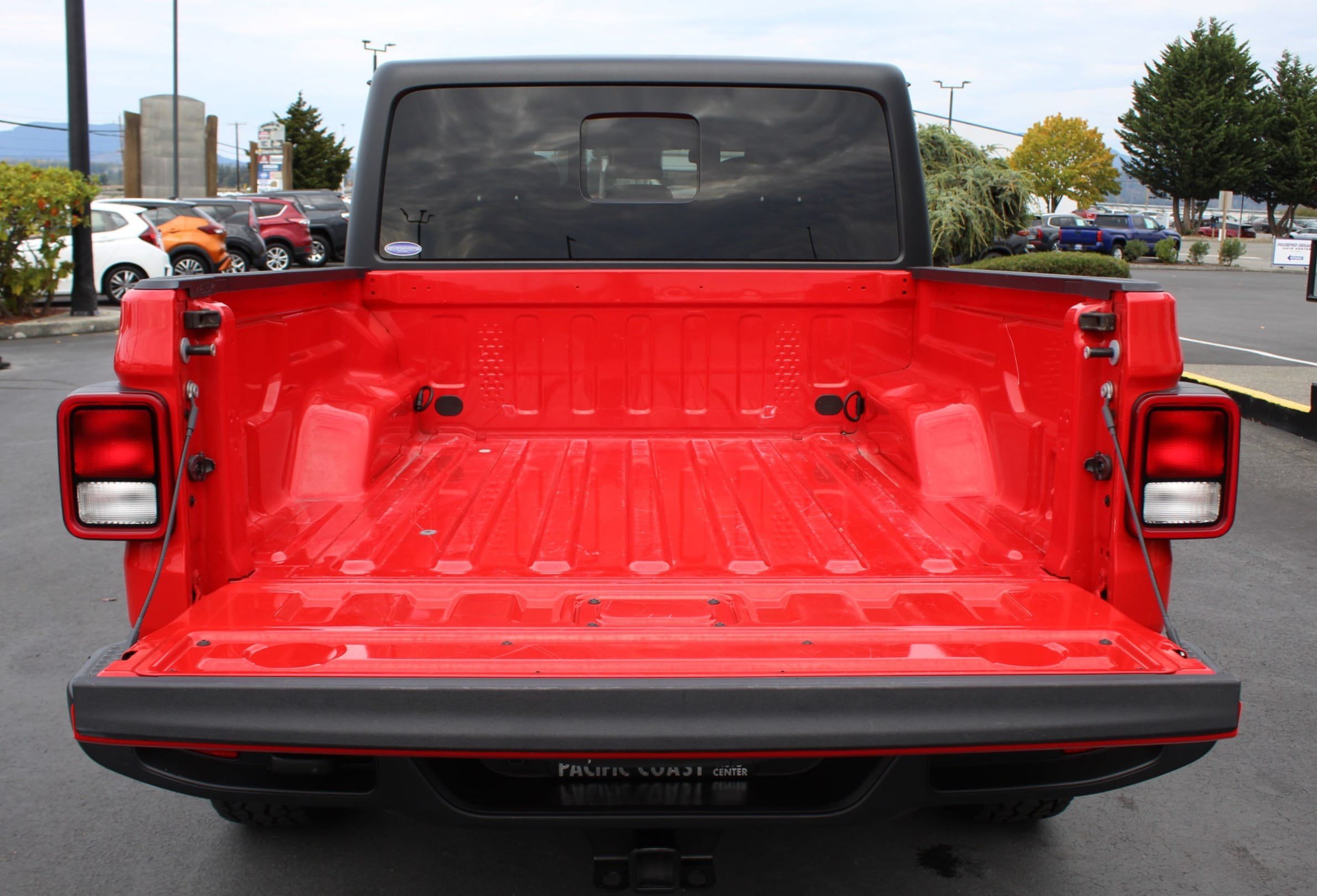 Used 2024 Jeep Gladiator Sport AWD/4WD image 20