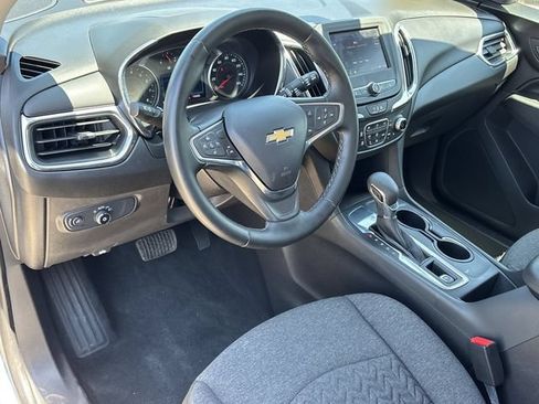 Used 2023 Chevrolet Equinox LT FWD image 24