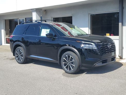 New 2026 Nissan Pathfinder Platinum image 26