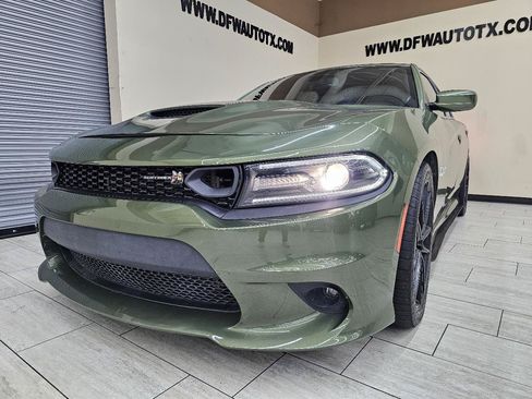 Used 2021 Dodge Charger Scat Pack w/ Driver Convenience Group RWD image 3