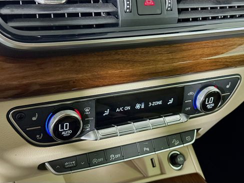 Used 2021 Audi Q5 Premium Plus w/ Premium Plus Package image 23