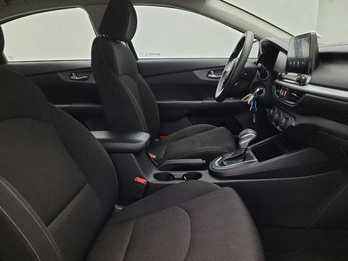 Used 2021 Kia Forte LXS image 21