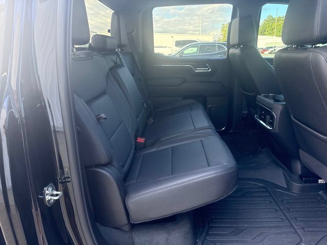 Used 2024 GMC Sierra 1500 SLT w/ SLT Premium Package AWD/4WD image 19