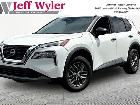 Used 2023 Nissan Rogue S image 1