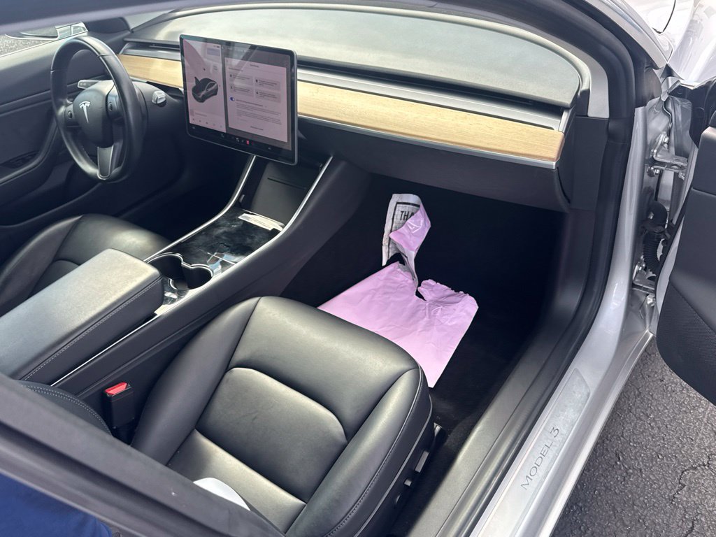 Used 2018 Tesla Model 3 Long Range RWD image 21