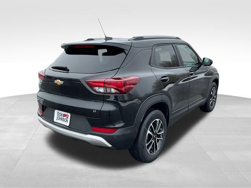 Used 2025 Chevrolet TrailBlazer LT AWD/4WD image 30