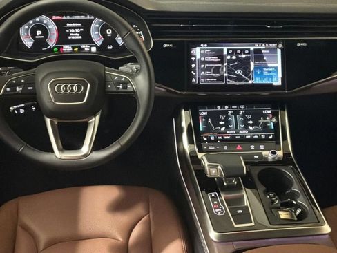 Used 2025 Audi Q8 Premium Plus w/ Premium Plus Package AWD/4WD image 18