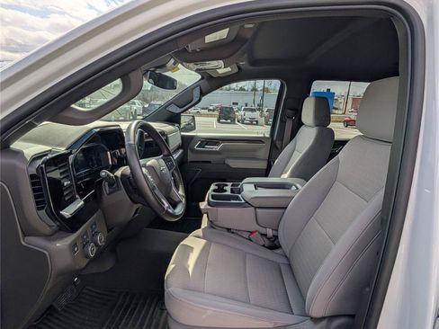 Used 2024 Chevrolet Silverado 1500 RST AWD/4WD image 14