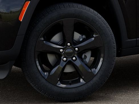 New 2026 Jeep Grand Cherokee L Limited w/ Limited Altitude Package RWD image 8