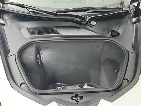 Used 2024 Chevrolet Corvette Stingray Preferred Cpe RWD image 22