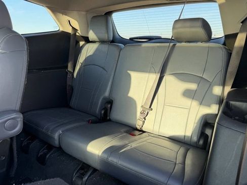 Used 2021 Buick Enclave Essence w/ Sound and Sites Package image 13