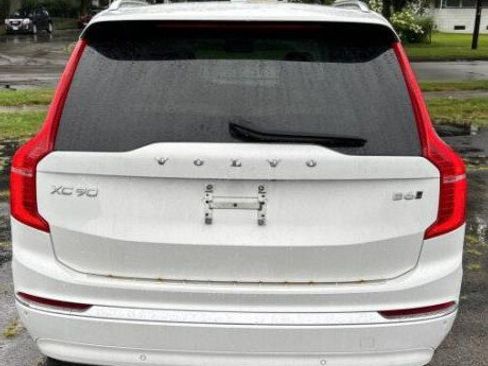 Used 2023 Volvo XC90 B6 Plus w/ Protection Package Premier AWD/4WD image 5