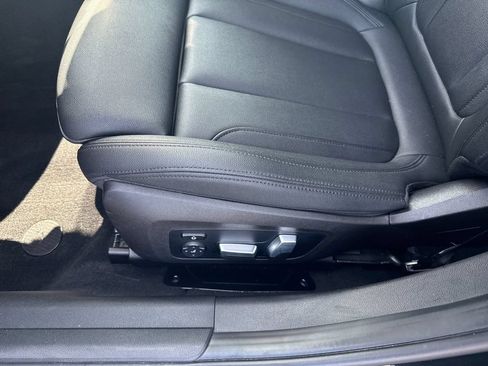 Used 2020 BMW 330i xDrive Sedan w/ Convenience Package AWD/4WD image 11