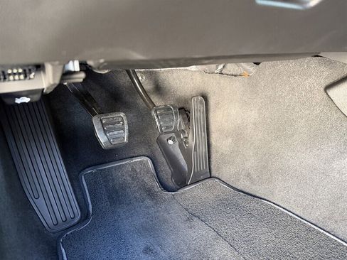 Used 2019 Chevrolet Camaro SS image 24