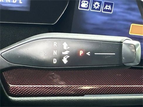 Used 2024 Chevrolet Traverse Z71 image 17