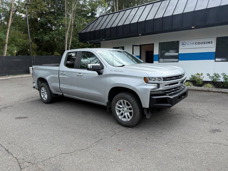 Used 2020 Chevrolet Silverado 1500 LT w/ Trailering Package AWD/4WD image 8